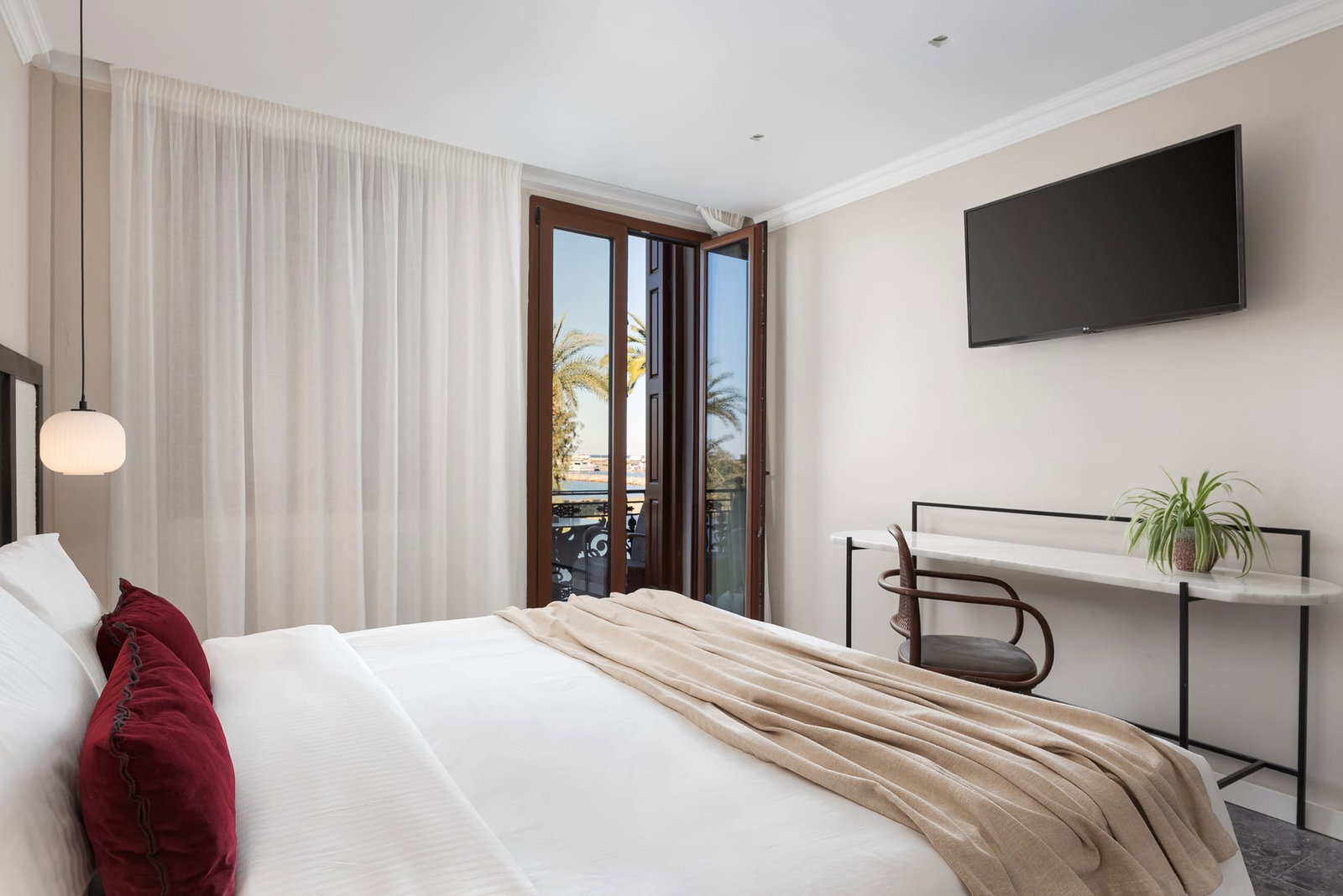 dal travel Civitas Suites Hotel