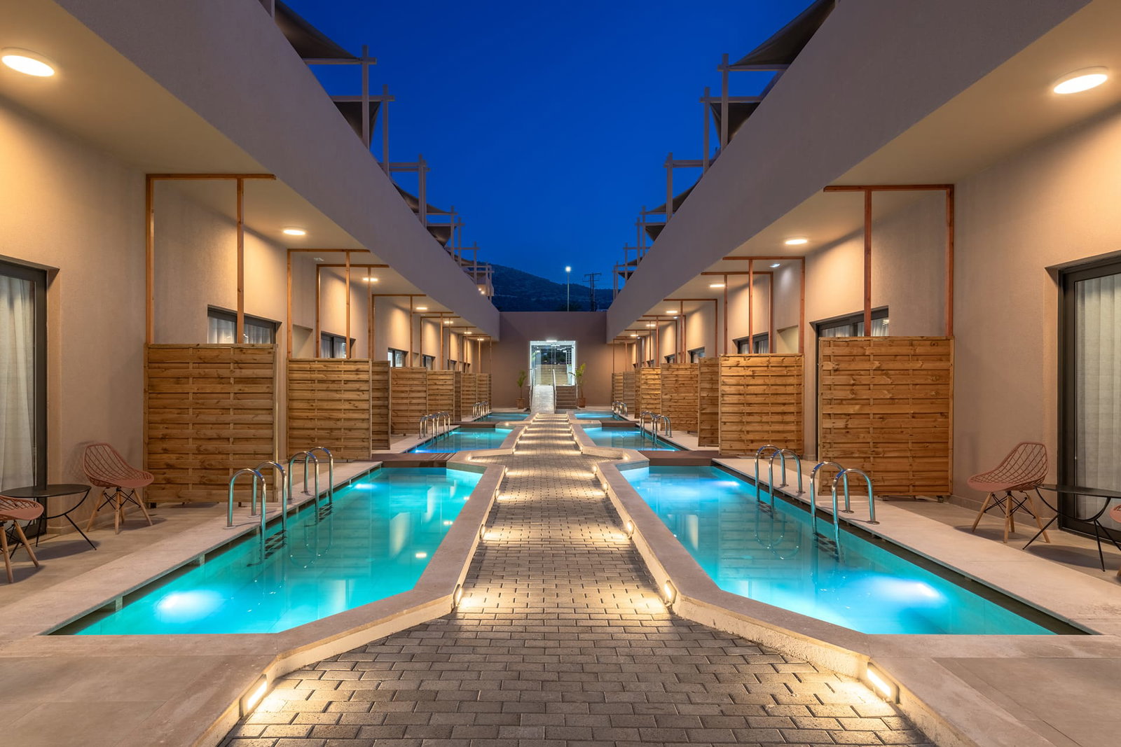 dal travel Golden Bee Lifestyle Hotel