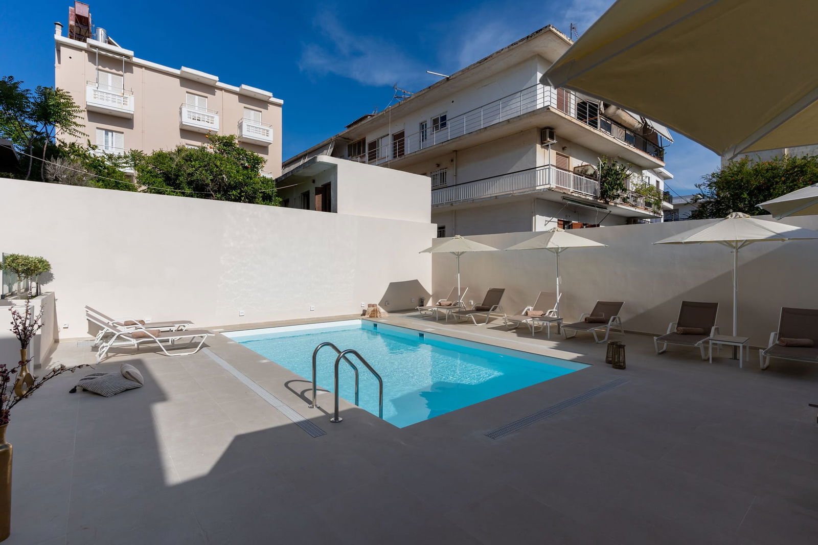 Hotel Selected Suites