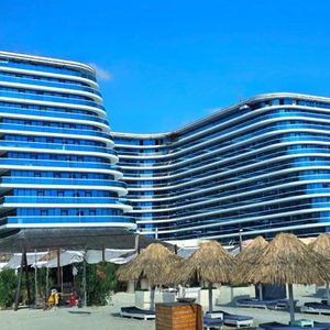 Hotel White Titanic cazare Mamaia Nord