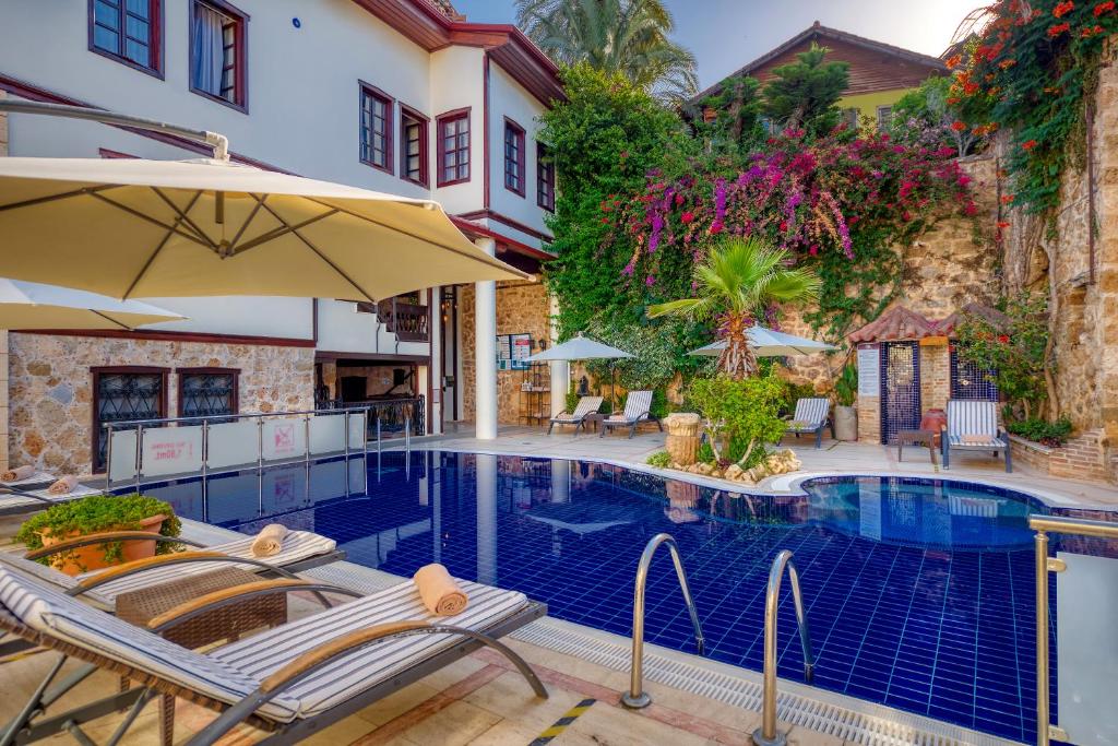 Hotel Dogan Beach Resort & Spa Hotel