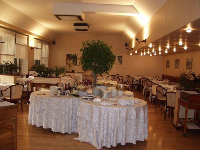 Helios Hotel
