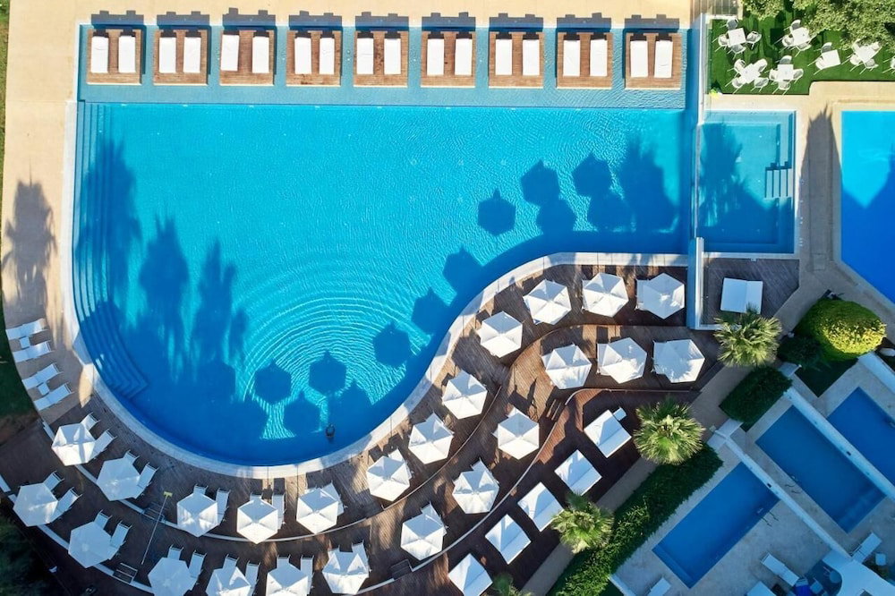 So Nice Beach Resort