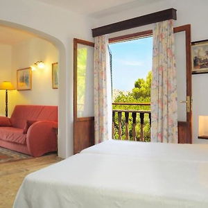 Hotel Hostal Los Pinos cazare Cala San Vicente