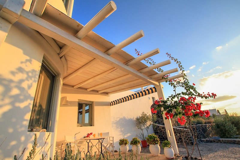 Hotel Shades Of White