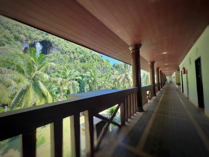 P.n.mountain Resort And The Cliff Villas