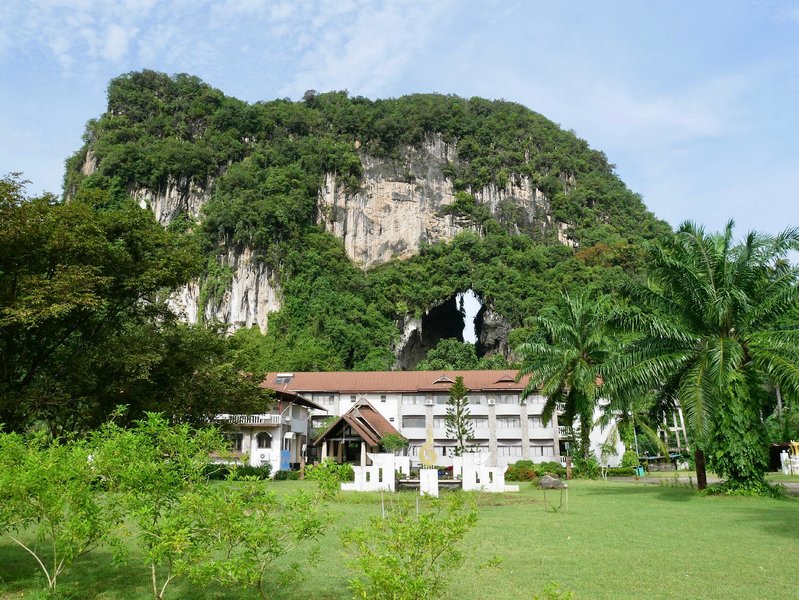 P.n.mountain Resort And The Cliff Villas