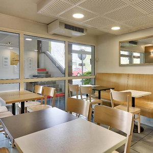 Sejur B&B Hotel Clermont-Ferrand Le Brézet Aéroport vacanta Clermont-Ferrand