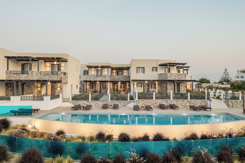 Nilea Island Living