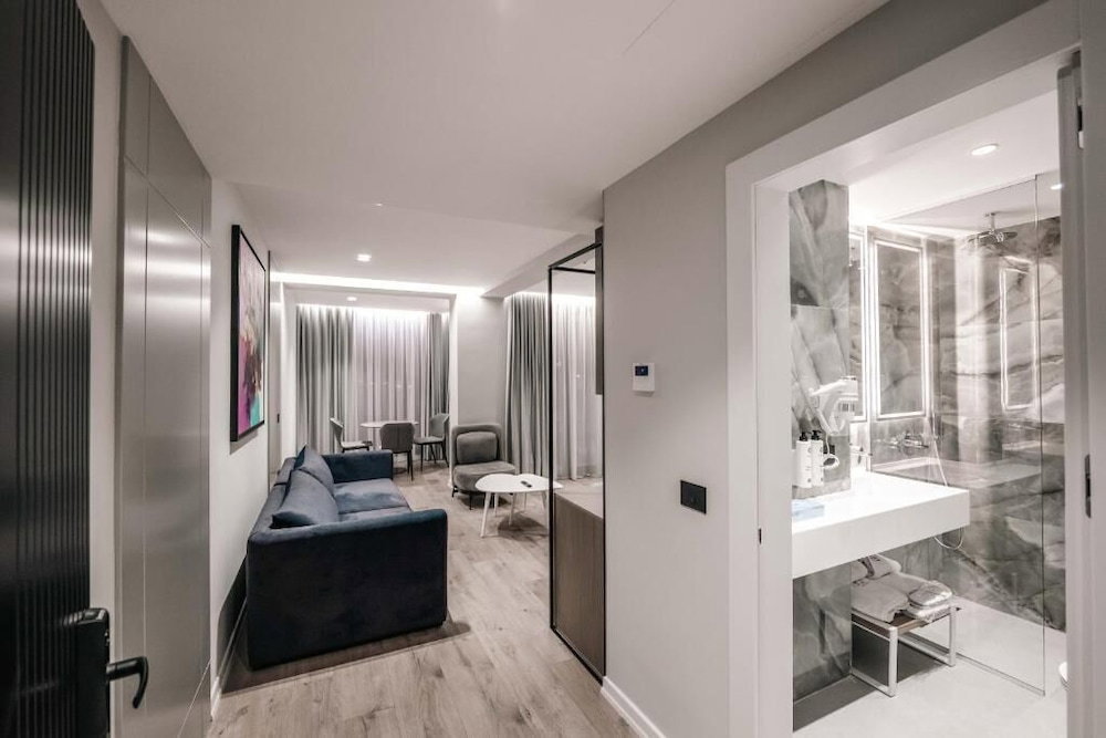 Boe Luxury Hotel
