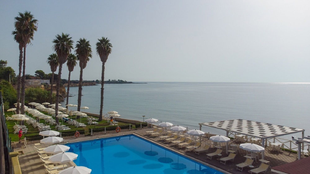 President Sea Palace Hotel