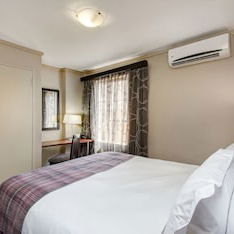 Hotel Anew Hotel Hatfield Pretoria cazare Pretoria