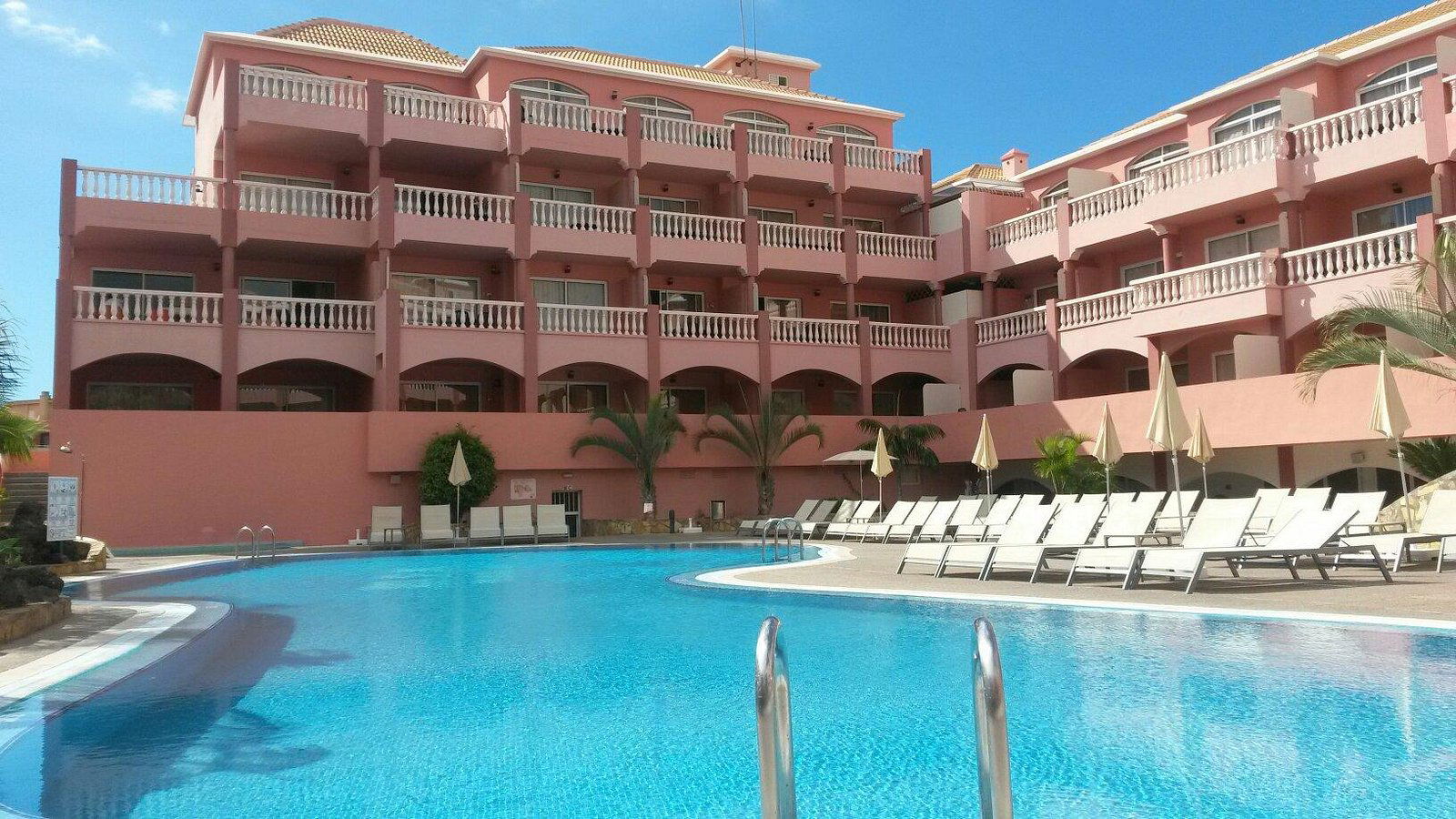 Hotel Apartamentos Marola Park