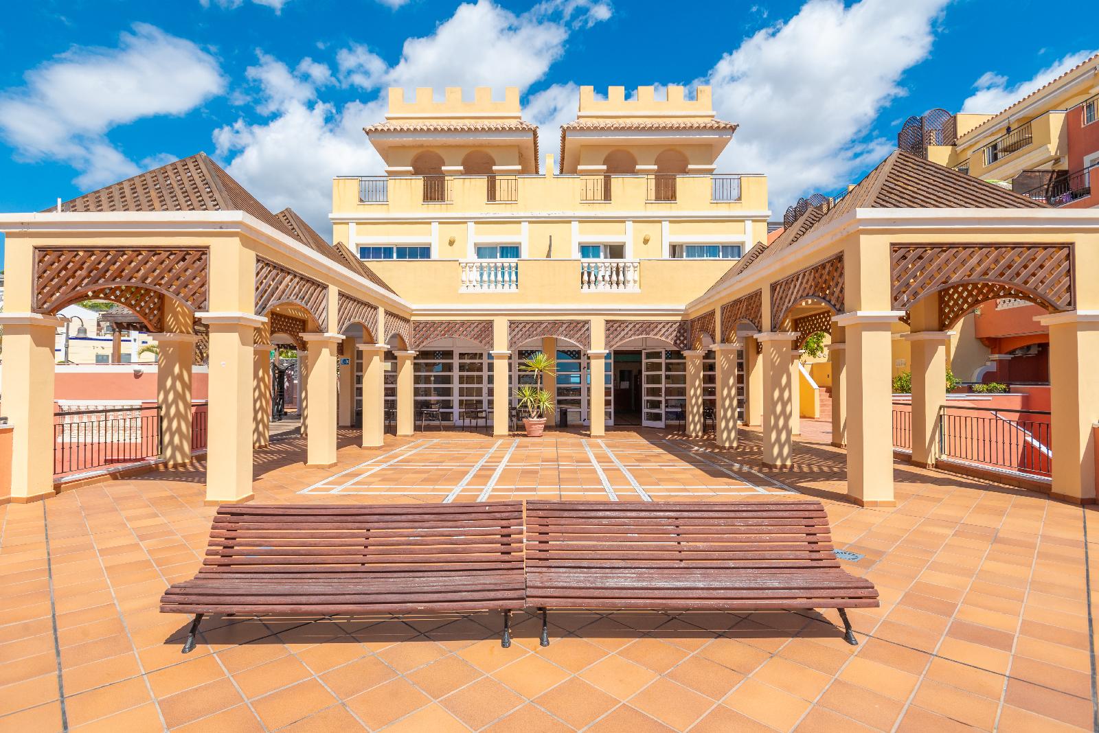 Granada Park I