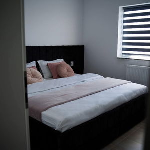 Hotel Donilads Properties cazare 2 Mai