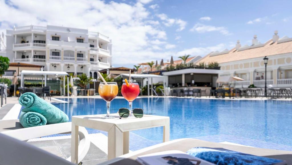 Hotel Ona Hollywood Mirage