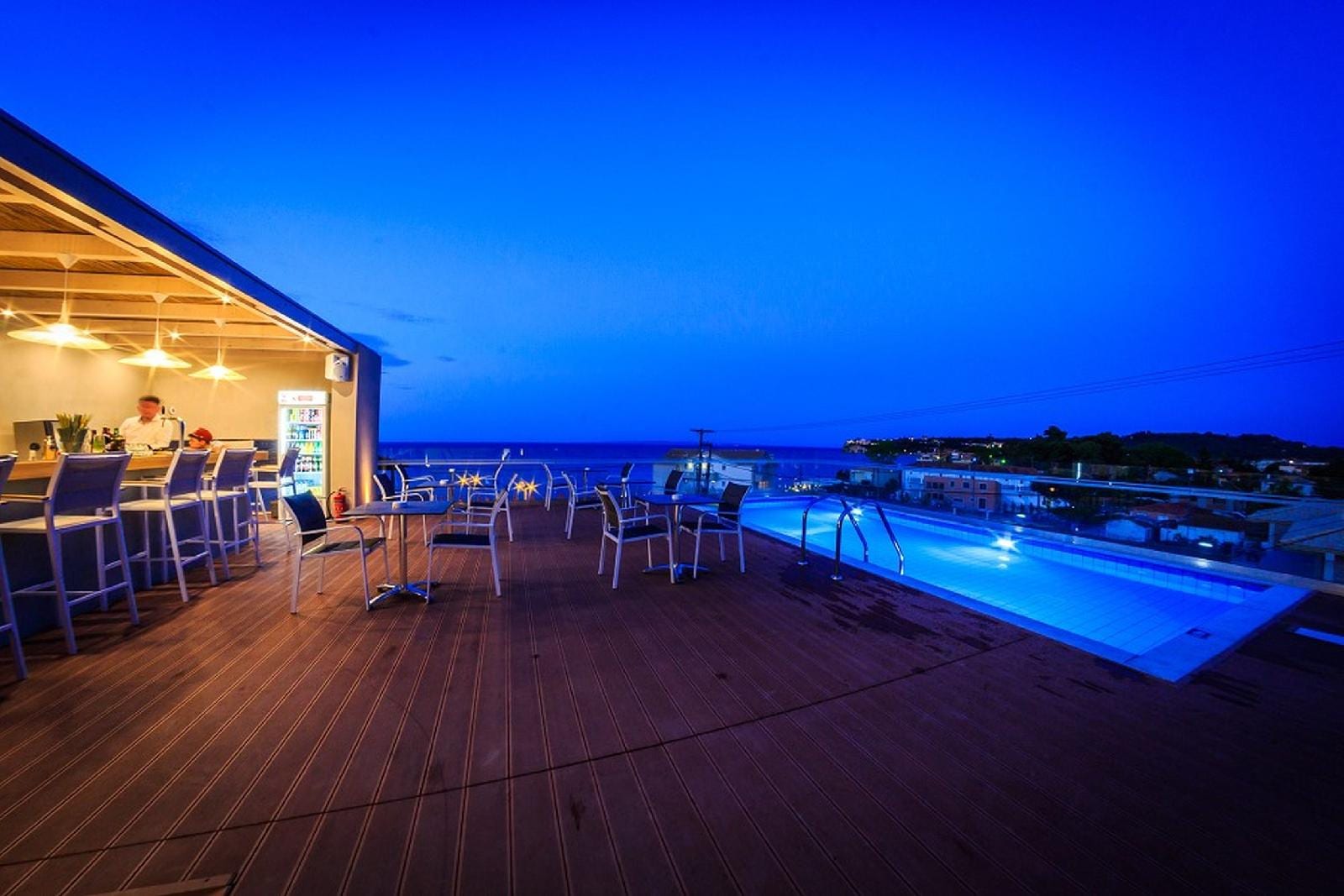 Planos Beach Hotel