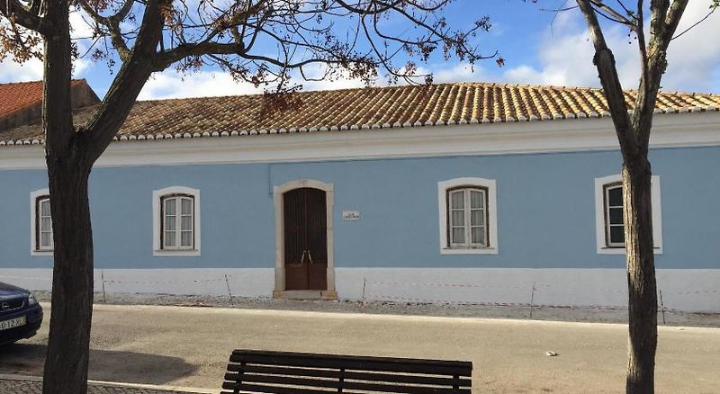 Casa Largo Do Poço Guesthouse