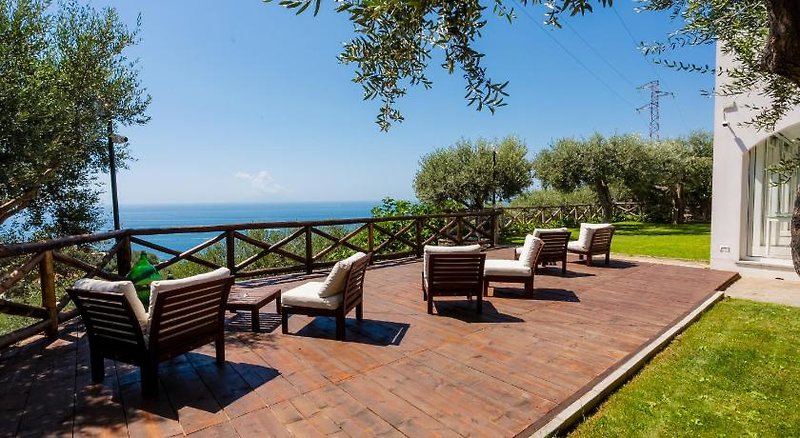 Casa Clementina Marciano