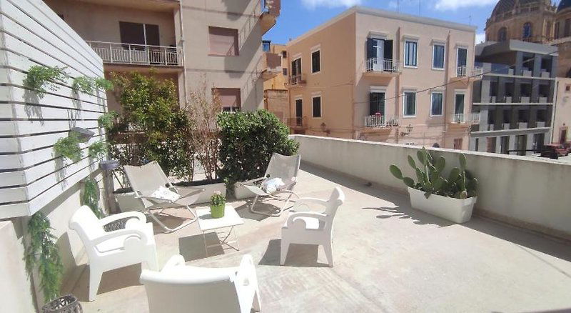 Hotel Slo Design House