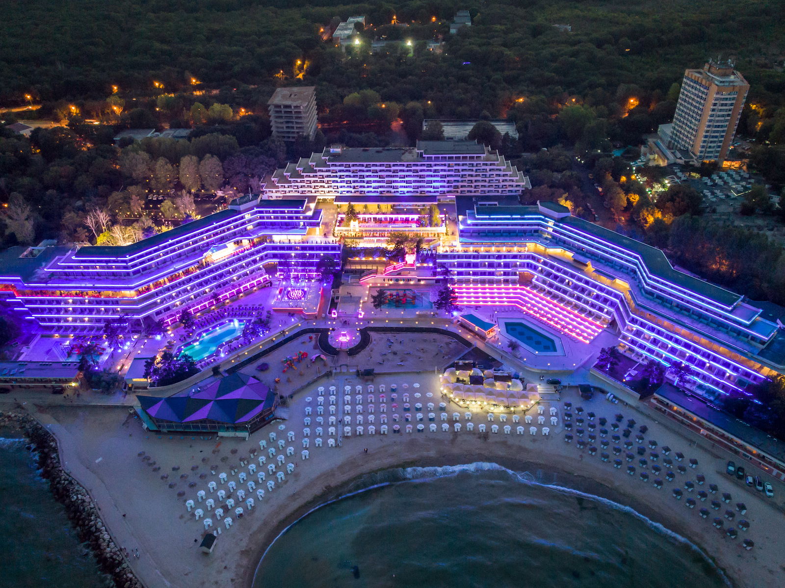 Hotel Amfiteatru By Phoenicia Blue View Resort 4*