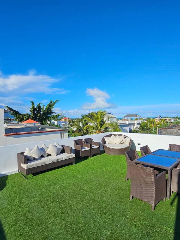 Rooftop Garden Villa Private Pool - Beach Access