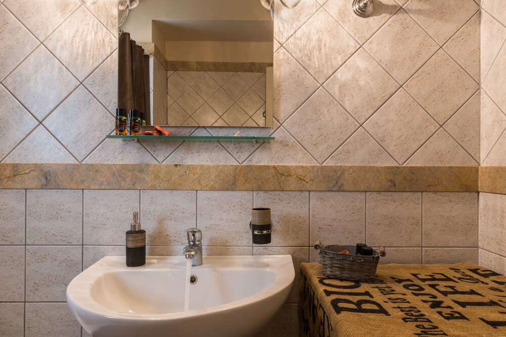 dal travel Nais Apartments And Studios