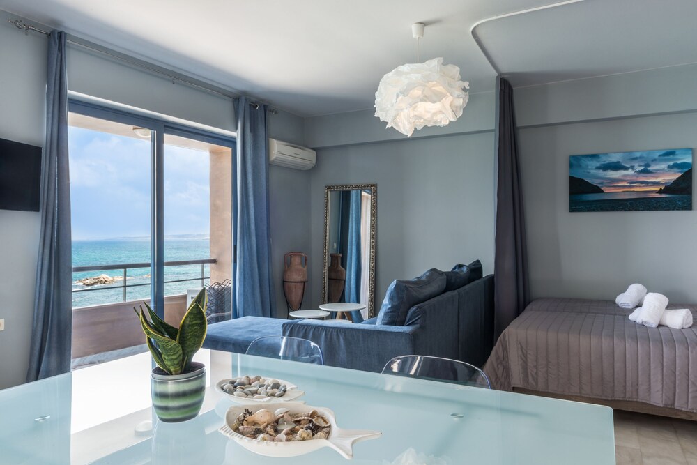 dal travel Nais Apartments And Studios