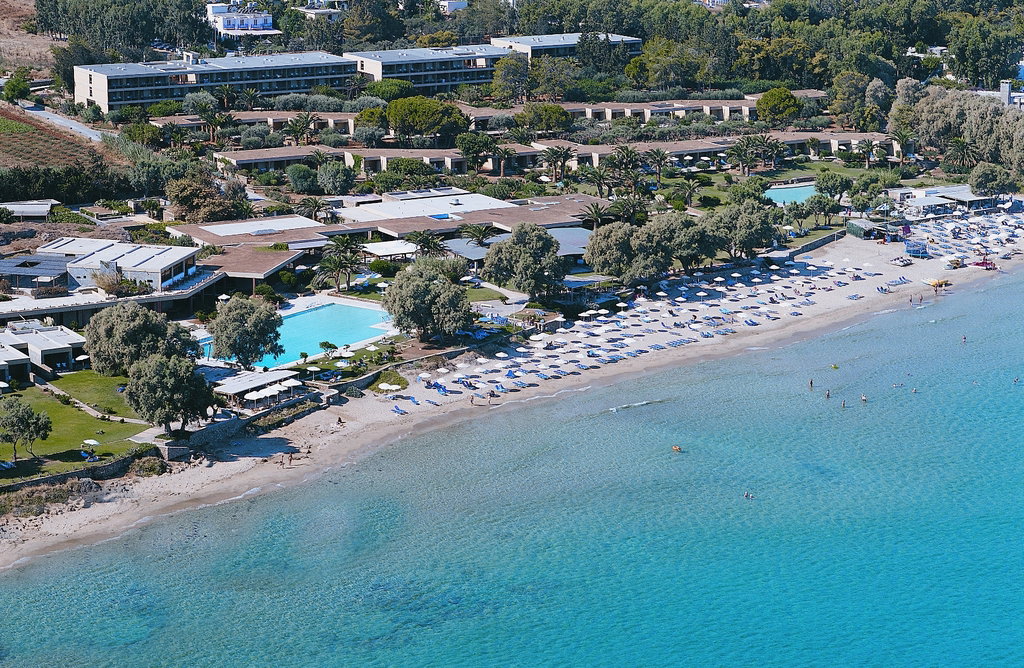 dal travel Kernos Beach