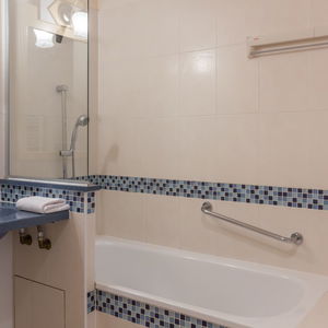 Hotel Pierre & Vacances Residence Heliotel Marine cazare Saint-Laurent-du-Var