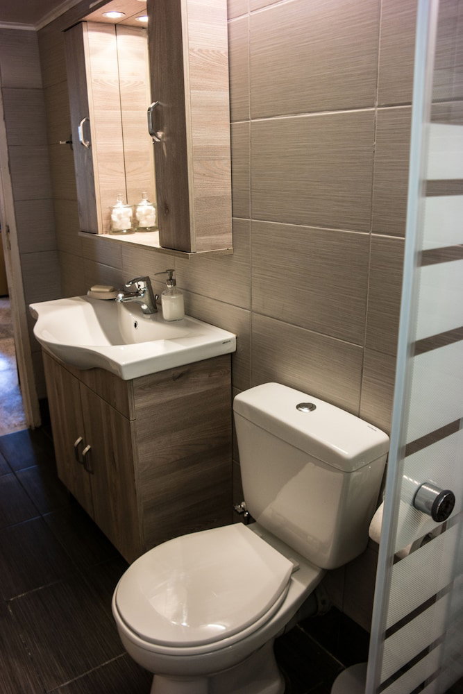 dal travel Alexandra Apartments
