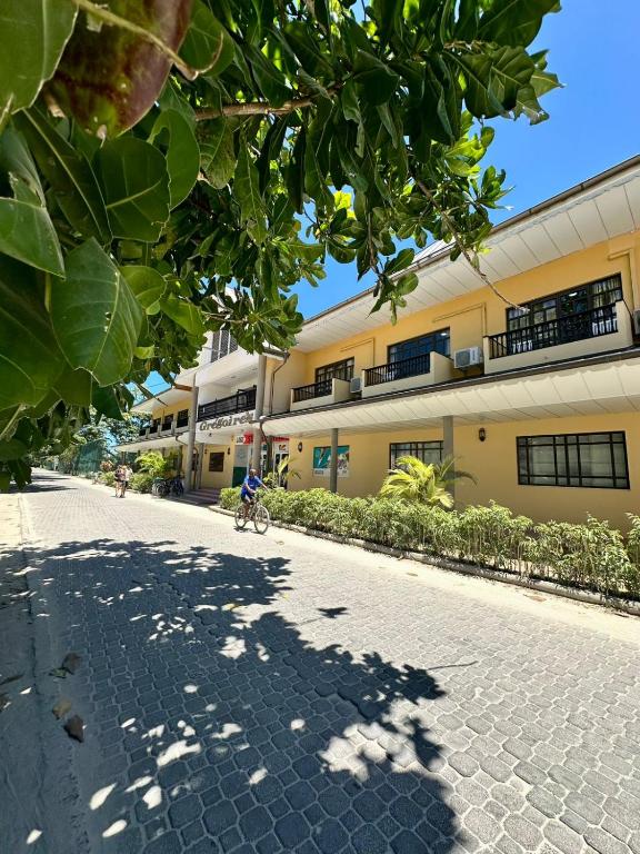 Hotel Gregoire's Apartments