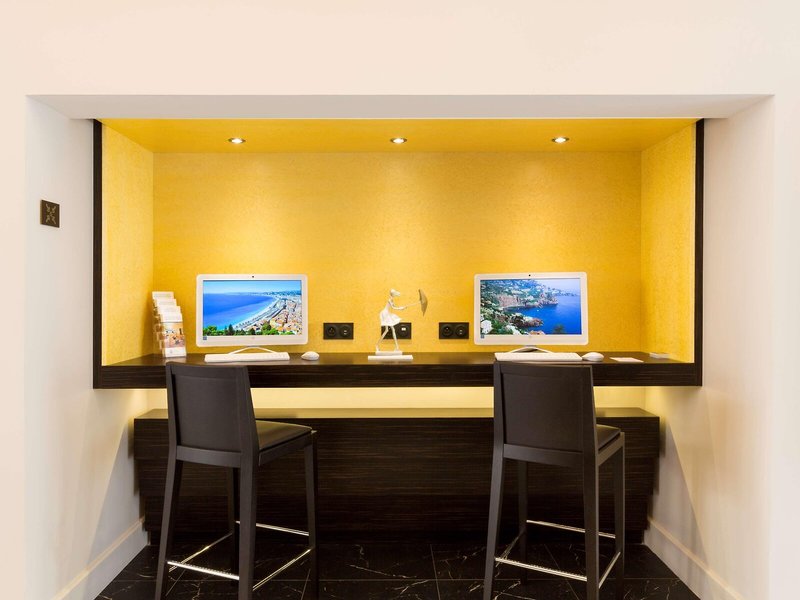 Best Western Hotel Journel Saint Laurent Du Var