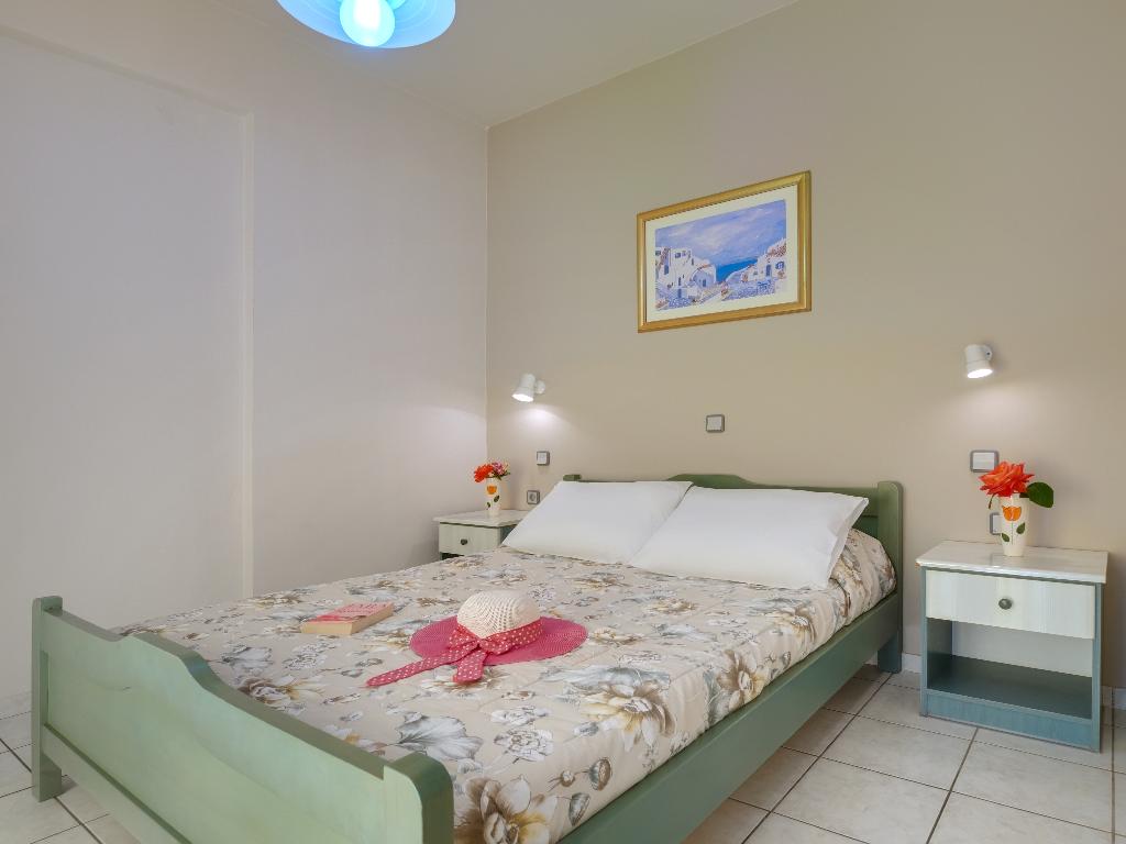 dal travel Athena Apartments