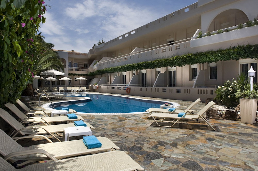 dal travel Axos Hotel