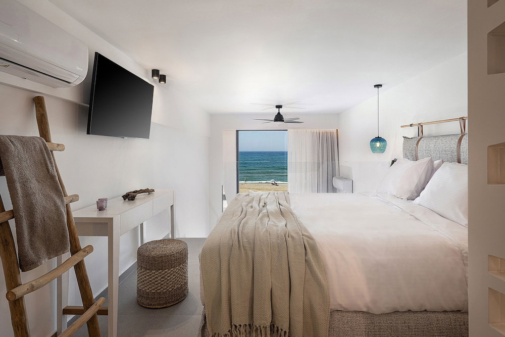 dal travel Calla Luxury Seafront Suites