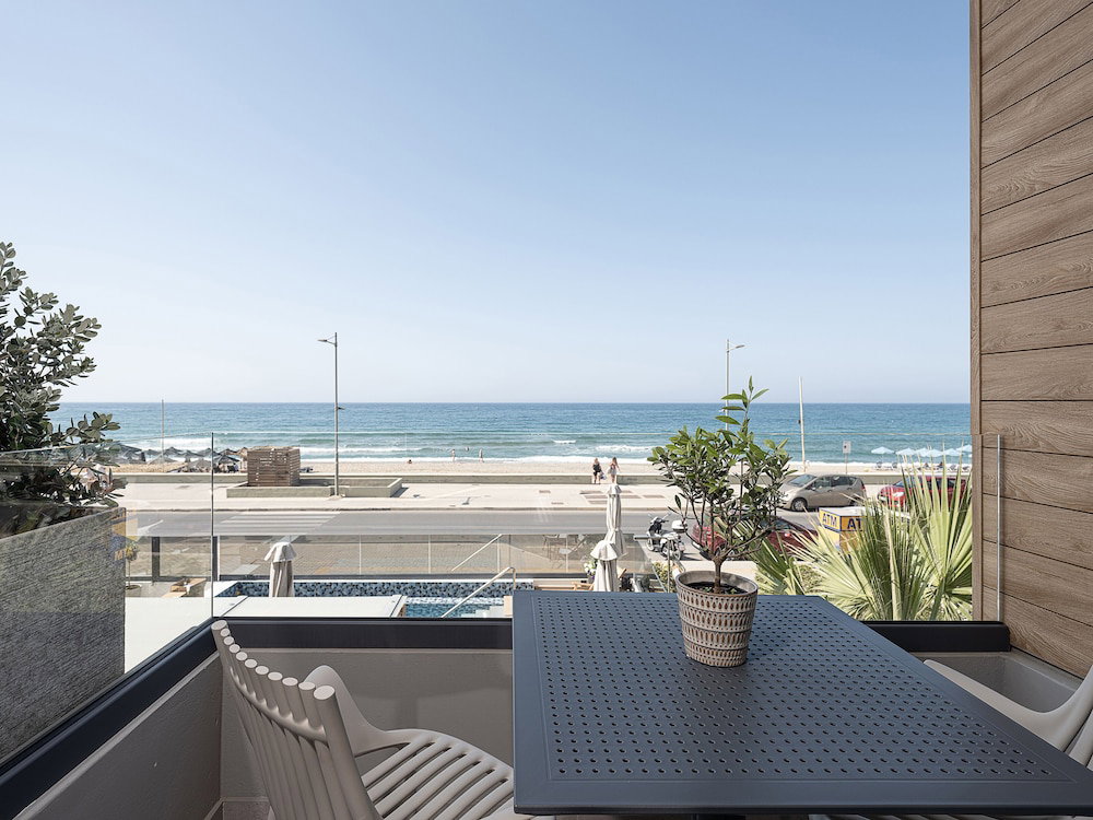 dal travel Calla Luxury Seafront Suites