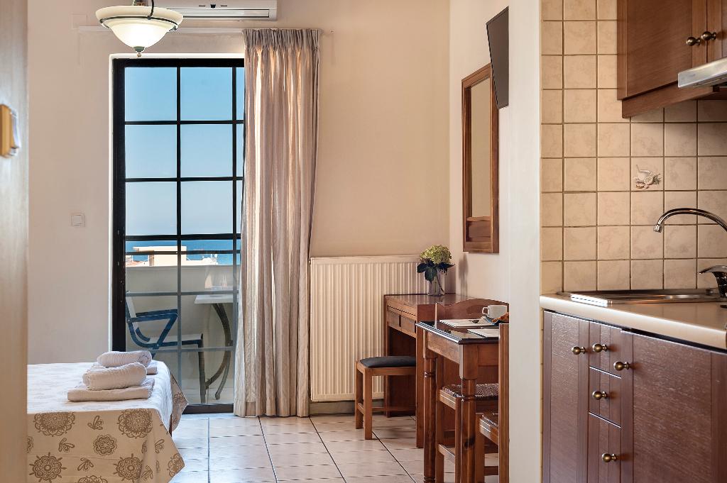 dal travel Elina Hotel Apartments