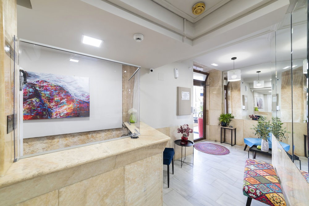 Faros Beach Hotel