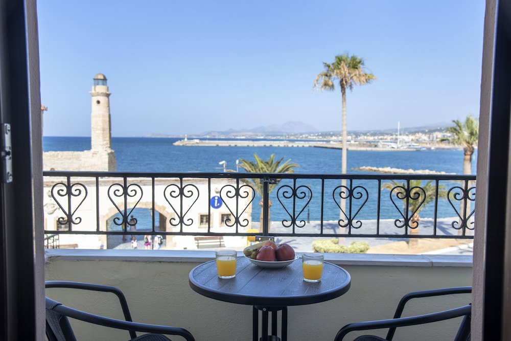dal travel Faros Beach Hotel