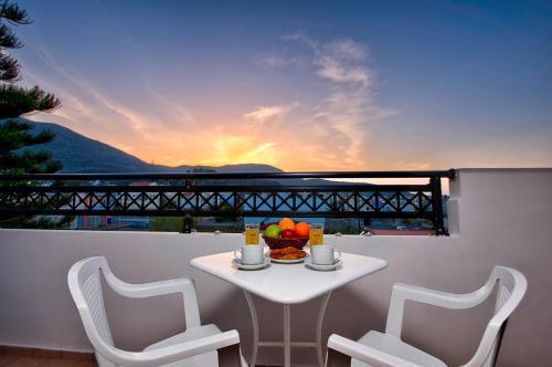 dal travel Kostas Apartments