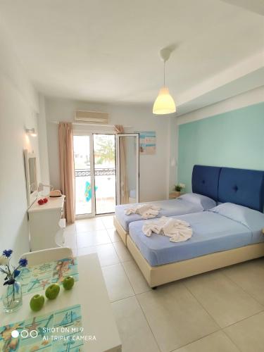 dal travel Kostas Apartments