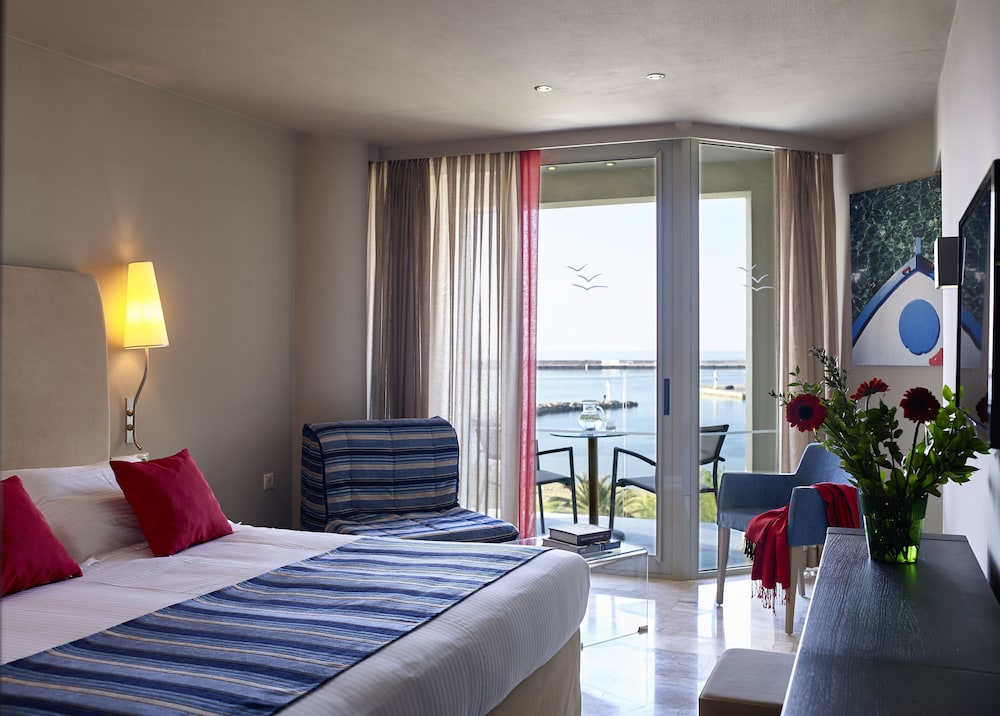 dal travel Kyma Beach