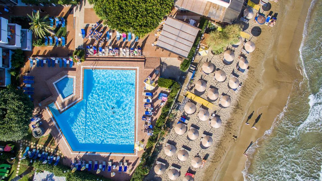 Zephyros Beach