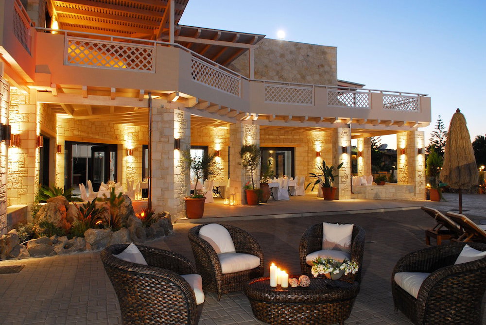 dal travel Cactus Royal Resort And Spa