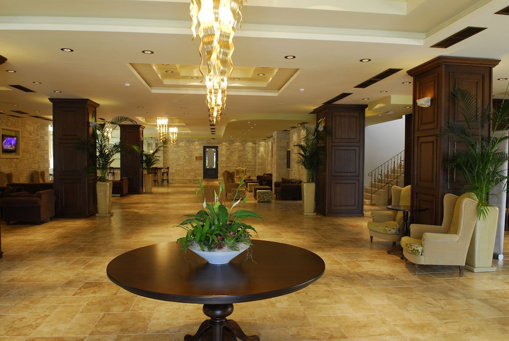 dal travel Cactus Royal Resort And Spa