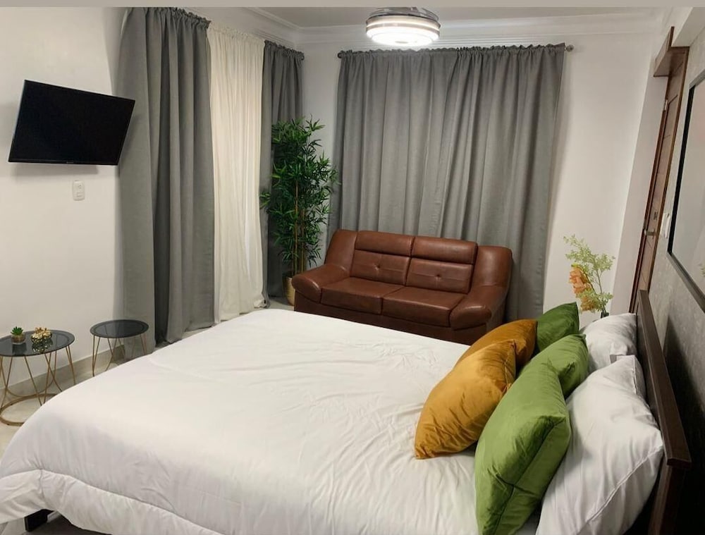 Hotel Rozon I