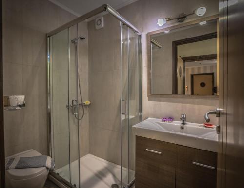 dal travel Theo Beach Hotel Apartments