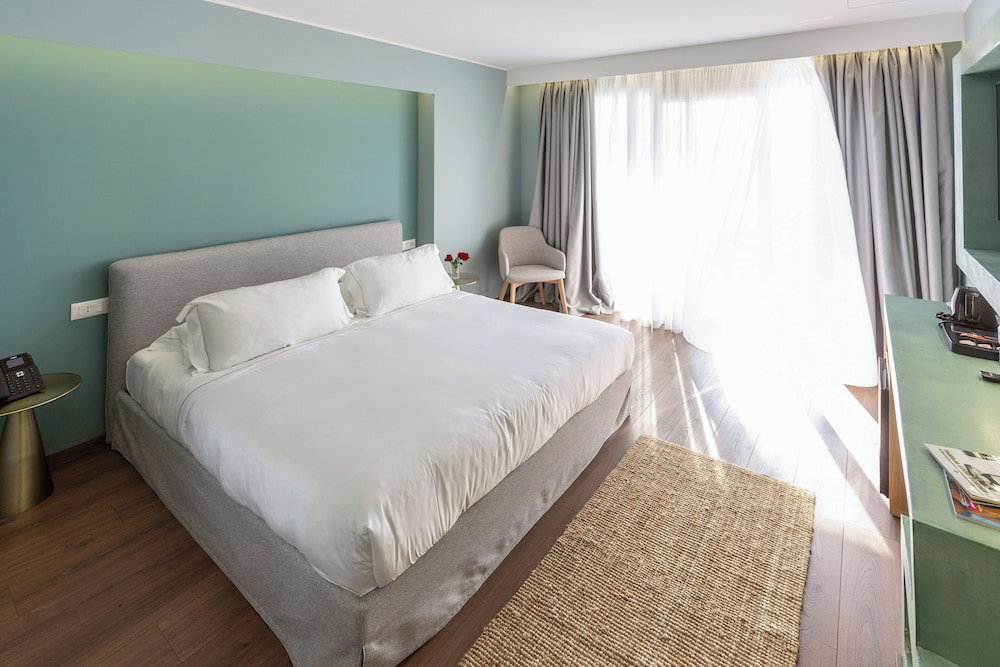 Hotel Hotel Vlora Priam, Affiliated By Meliá