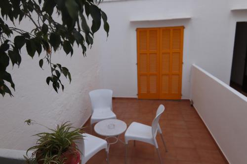 dal travel Hostal Cala Ratjada